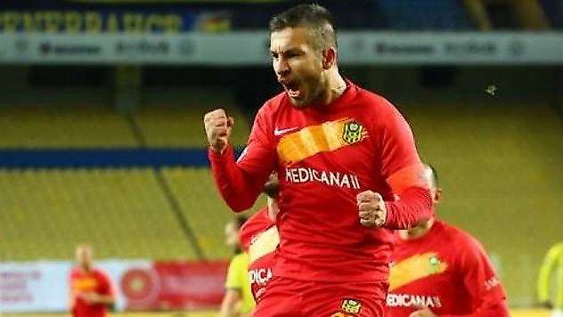 Adem Büyük 1 Maç Ceza aldı
