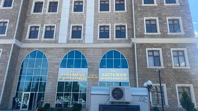 Adıyaman Belediyesi yeni yerinde hizmete devam ediyor