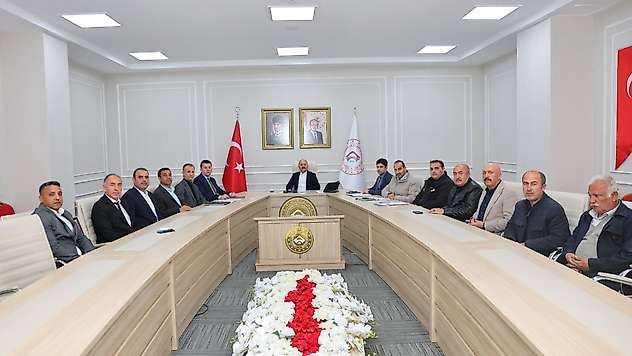 Adıyaman Valisi Osman Varol Muhtarlarla Buluştu