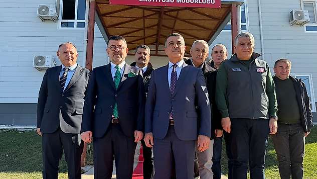 Ağbaba'dan Kayısı Araştırma Enstitüsü ve TARSİM'e Ziyaret