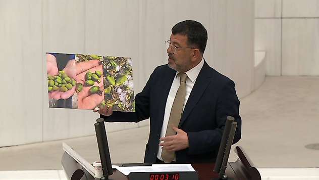 Ağbaba,'Don, Dolu Bir de Faiz Afeti Var'