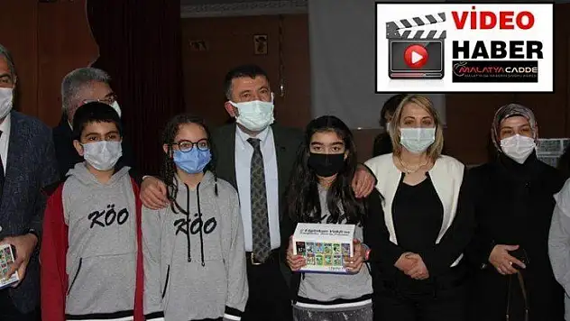 Ağbaba öğrencilere kitap seti dağıttı