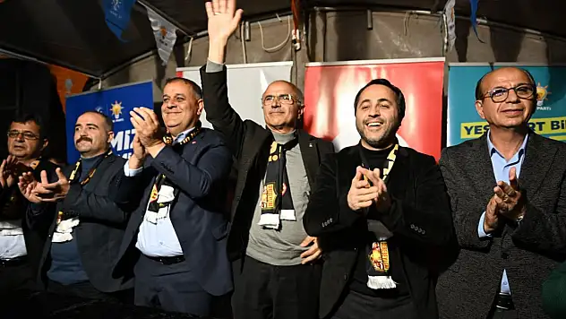 AK Parti Büyükşehir Adayı Sami Er'e Yeşiltepe'de Coşkulu Karşılama