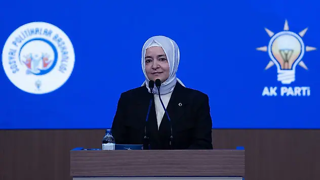 AK Parti'de Gündem: Betül Sayan Kaya Görevlerinden Affını İstedi