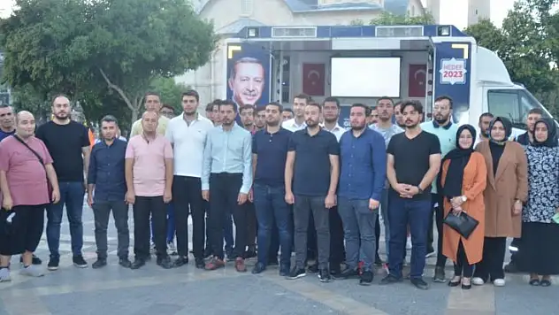 AK Parti'den Genç Üye Atağı, AK Gençlik Sahada!