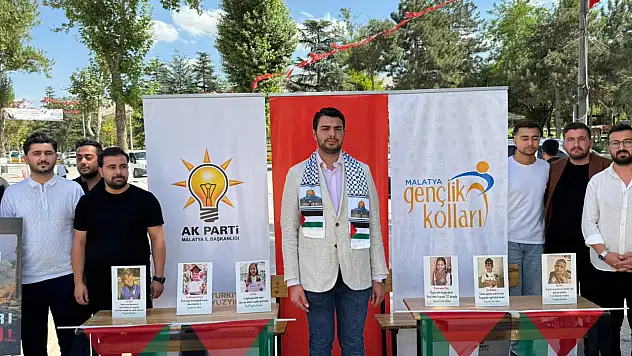 AK Parti Gençlik Kolları'ndan Gazze İçin Anlamlı Eylem: 'Boş Sıralar Vicdanımızın Sınavı'