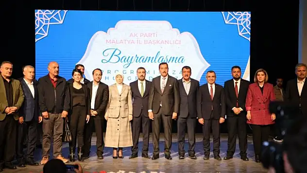 AK Parti Malatya'da Bayramlaşma Töreni Düzenlendi