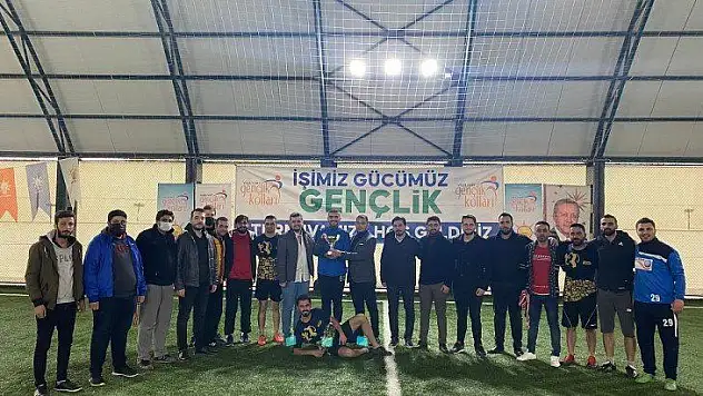 Ak Parti Yeşilyurt Gençlik Kolları Futbol Turnuvası Finali Yapıldı