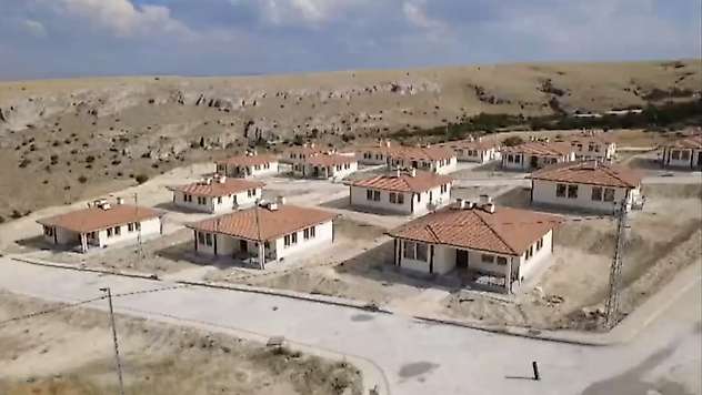 Akçadağ'da 30 Deprem Konutunun Anahtarları Pazartesi Teslim Edilecek