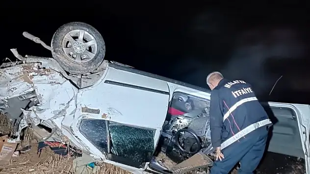 Akçadağ Kotan Mahallesinde otomobil takla attı 3 yaralı