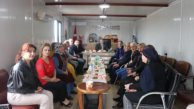 AKÇADAĞDER' den Anlamlı Bayramlaşma Töreni