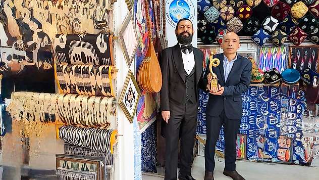 Akif Manaf'a 'Birlik ve Barış Ödülü'