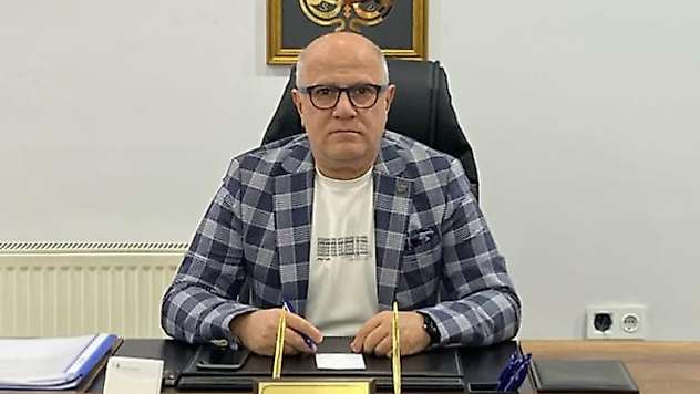 Anahtar Parti Battalgazi İlçe Başkanı Yağlıcı'dan Sert Tepki: 'Depremzede İcraat Bekliyor, Belediye Kütüphane Şovu Yapıyor!'