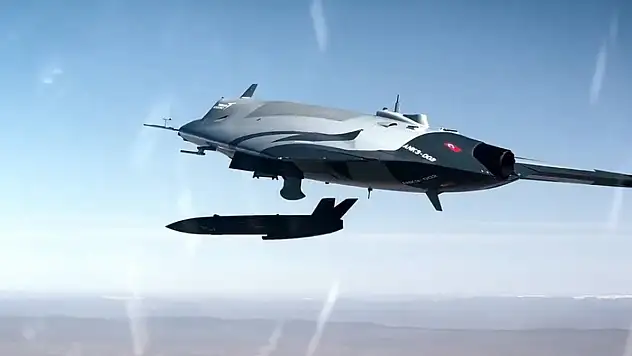 ANKA 3'ten hedefe füze ile test atışı yapıldı