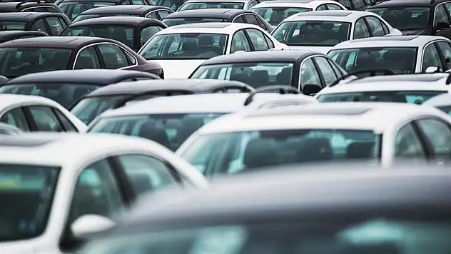 arabam.com nisan ayı ikinci el ilan verilerini açıkladı