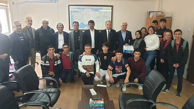 Arguvan Vakfının eğitime destekleri sürüyor.