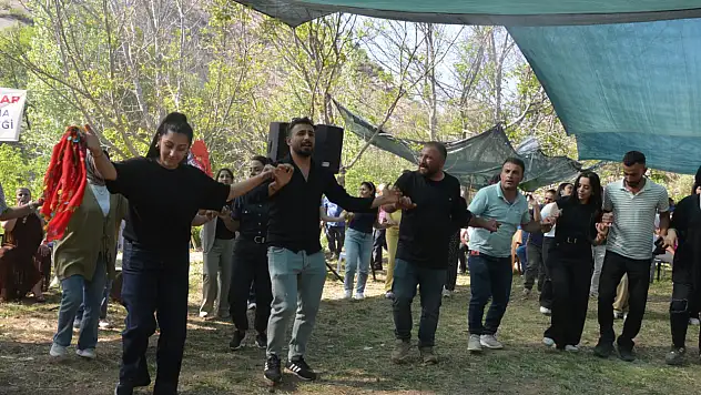 Arguvanlılar doyasıya eğlendi