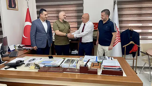 Aslanbey Camii Yeniden Yükseliyor: Hayırsever İş İnsanı Osman Kurtulmuş'tan Anlamlı Destek