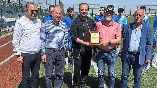 Ataköy Spor kulübünden ah de vefa örneği