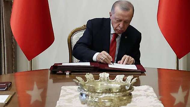 Atama ve görevden alma kararları Resmî Gazete'de yayımlandı