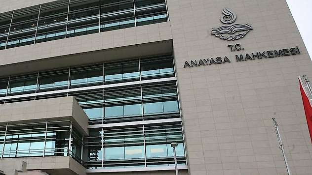 AYM'den elektronik tebligat yetkisine iptal kararı