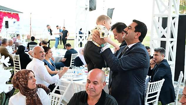 Babalar Günü'nde Şehit ve Gazi Aileleri Aynı Sofrada Buluştu