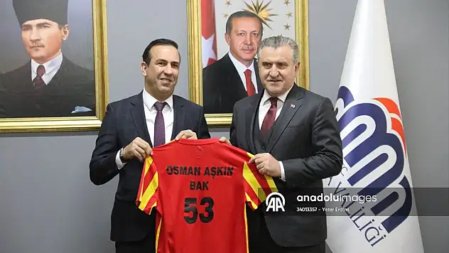 Bakan Bak: '(Yeni Malatya Stadyumu) Yeni sezona stadı yetiştireceğiz'