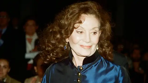 Bakan Ersoy'dan Sanatçı Yıldız Kenter İçin Taziye Mesajı