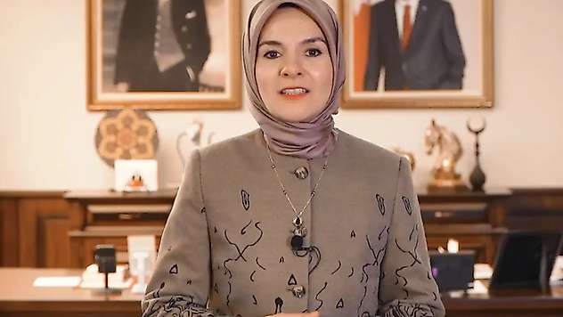 Bakan Göktaş: Doğum izni 24 haftaya çıkarılıyor, sosyal medya düzenlemesiyle 15 yaş altına erişim engellenecek