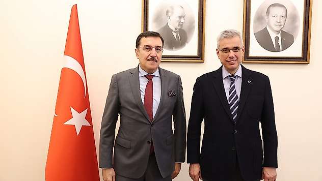 Bakan Memişoğlu'ndan Malatya'ya Şehir Hastanesi Talimatı