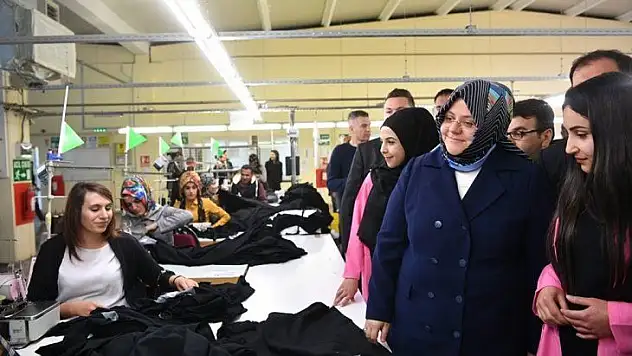 Bakan Selçuk: 'Milli İstihdam Seferberliği ile Ocak – Eylül Döneminde 1 Milyon 129 Bin 729 Kişiyi İşe Yerleştirdik'