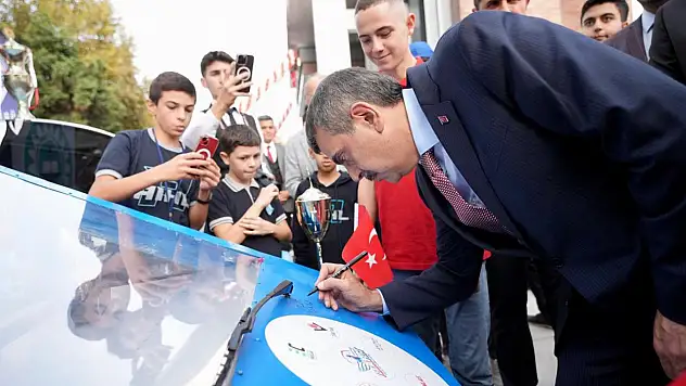 Bakan Tekin: İmam hatip okullarımızı revize ediyoruz