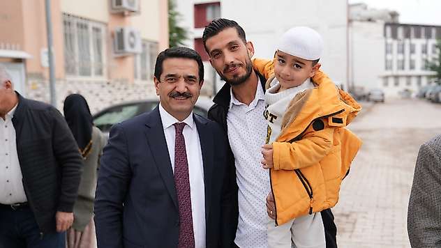 Başkan Bayram Taşkın Nuriye Mahallesi'nde Vatandaşların Taleplerini Dinledi