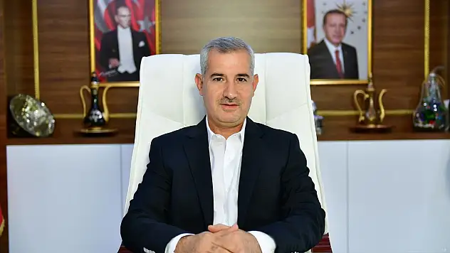 Başkan Çınar, 29 Ekim Cumhuriyet Bayramının 100.Yılını Kutladı