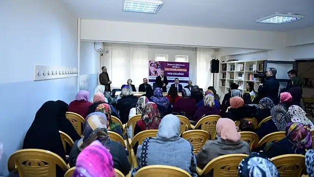 Başkan Çınar, Gündüzbey Mahalle Sakinleriyle Bir Araya Gelip Talepleri Dinledi