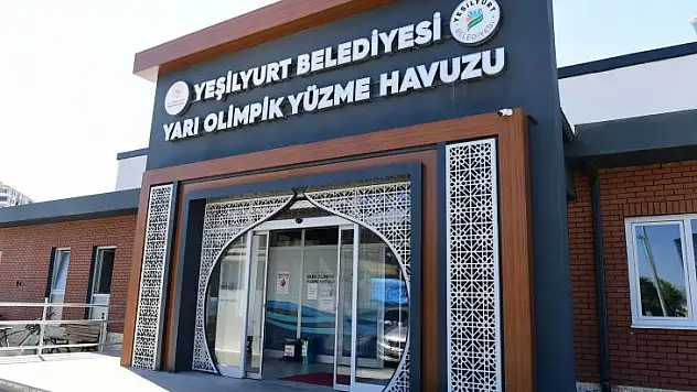 'Başkan Çınar'Hijyenik ve Güzel Bir Ortamda Spor Yapmanın Mutluluğunu Yaşıyoruz'