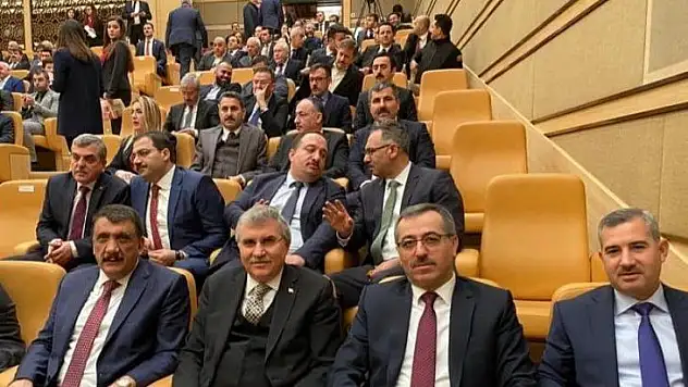 Başkan Çınar, Yeni Yatırımlar İçin Ankara'da Temaslarda Bulundu