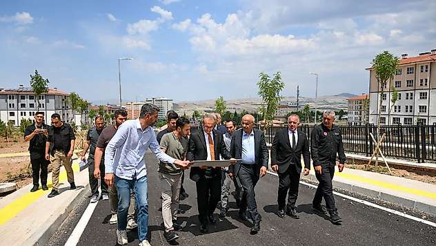 Başkan Er: Akoğuz TOKİ Konutları Malatya'nın Yeniden Ayağa Kalkışının Simgesi