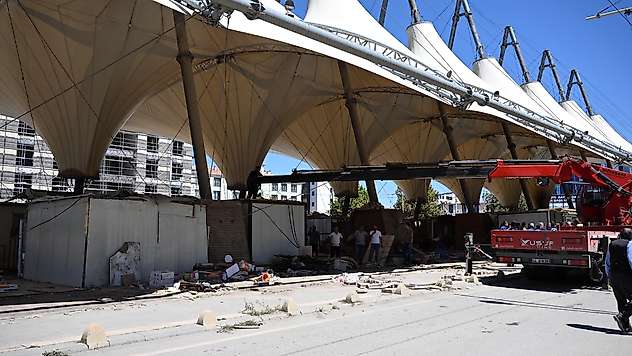 Başkan Er: 'Malatya'da Konteynerler Kalkacak'