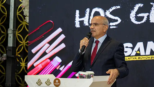 Başkan Er, 'Öğretmenlerimiz Toplumun Yeniden İnşasında En Büyük Paya Sahiptir'