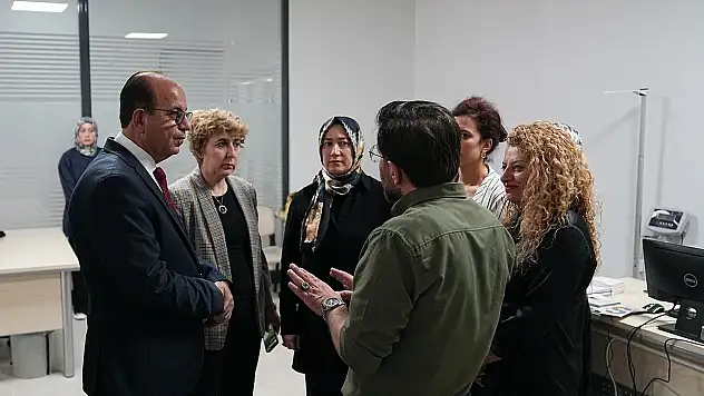 Başkan Geçit, Aile Danışma Ve Sağlıklı Yaşam Merkezindeki Hizmetleri İnceledi