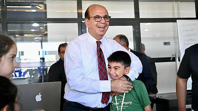 Başkan Geçit, Geleceğin Bilim Adamlarıyla Buluştu