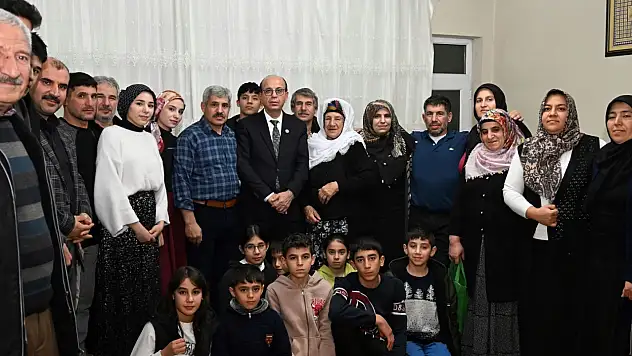 Başkan Geçit'ten Dört Kuşağın Bir Arada Yaşadığı Aileye Ziyaret!