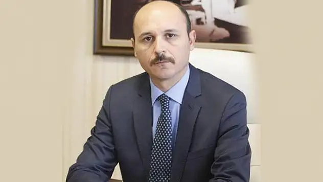 Başkan Geylan,'MEB Teşkilatları siyasilerin sendikaların oyuncağı '