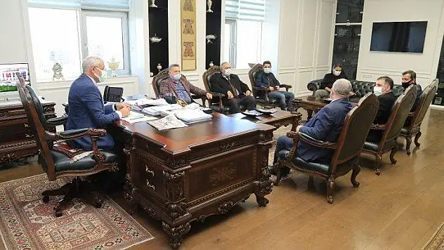 Başkan Güder: 'Gazeteciliğin Kutsal Bir Misyonu Vardır'