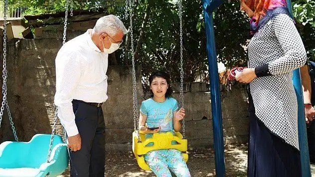 Başkan Güder, Otizmli çocukların isteğini geri çevirmedi