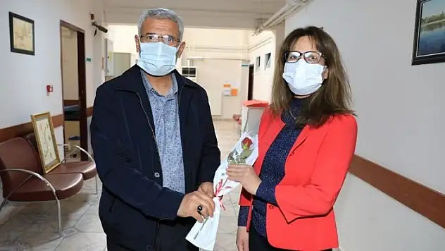 Başkan Güder: 'Tüm Sağlık Çalışanlarımızın Tıp Bayramı Kutlu Olsun'