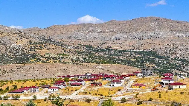 Başkan Gürkan Bayramuşağı'nda alt yapı hizmetlerini inceledi