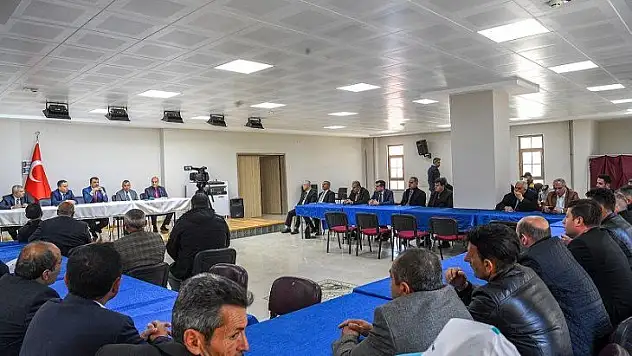 Başkan Gürkan, Doğanyol İlçesinde Muhtarlarla Bir Araya Geldi