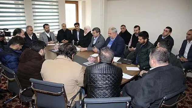 Başkan Şerifoğulları: 'Bir An Önce Evsiz Kalan Vatandaşlarimizi Yeni Evlerine Kavuşturmamiz Lazim'